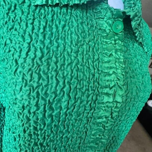 GREEN SWEATER - Picture 3 of 4